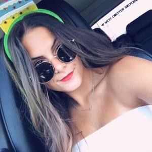 Meet your Posher, Paige